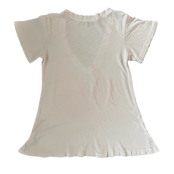 Wildfox Light Gray Pink Heart V Neck Tee Shirt Size Small - Picture 2 of 9